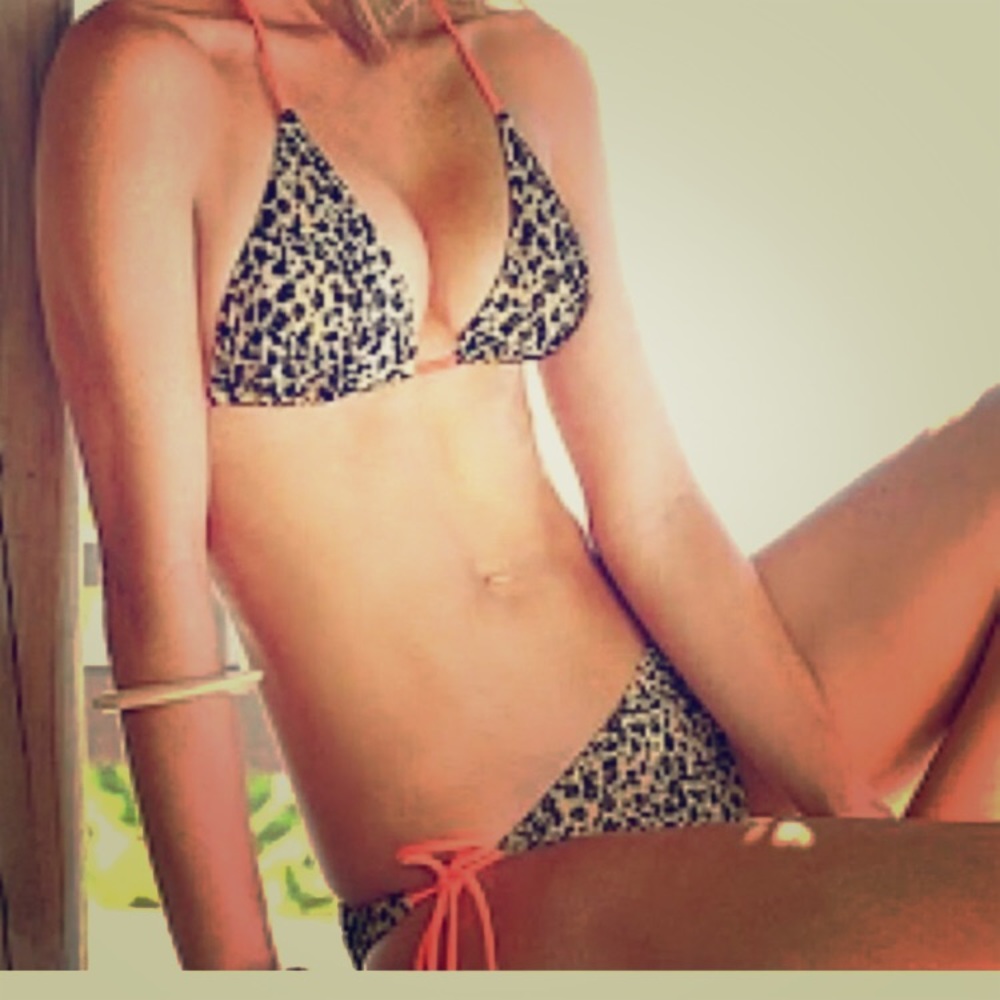 Victoria Secret leopard print string bikini